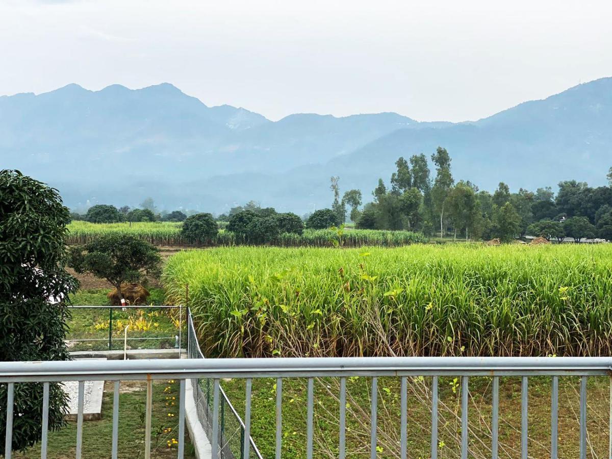 Sukoon - A Wellness Resort, Uttarakhand Chuharpur エクステリア 写真